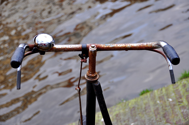 Old Gazelle bike: handlebar