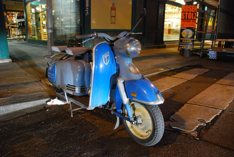 Scooter in Vienna: Puch scooter