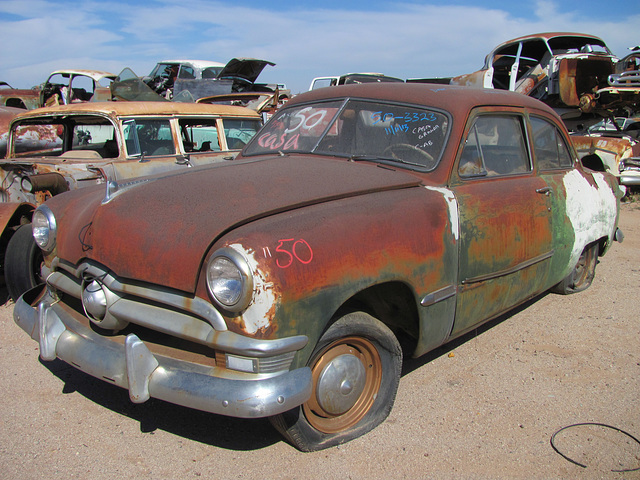 1950 Ford Custom DeLuxe Tudor