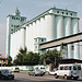 Kiev: a nice grain elevator along Naberezhno-Khreschatyts'ka