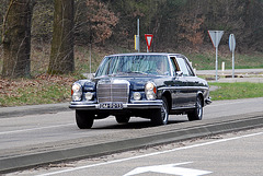 Mercedes meet-and-drive: Old S-class