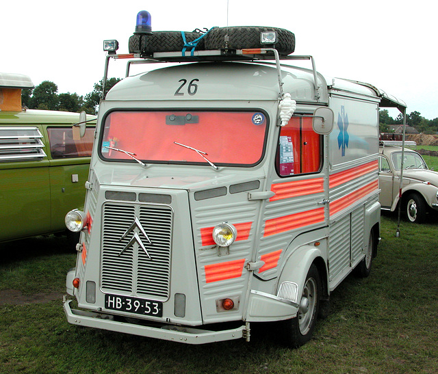 Oldtimer day in Ruinerwold (NL): 1974 Citroën HB2AS 1600