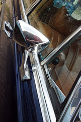 Mercedes meet-and-drive: Side window and mirror