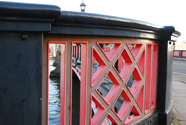 Lambeth Bridge