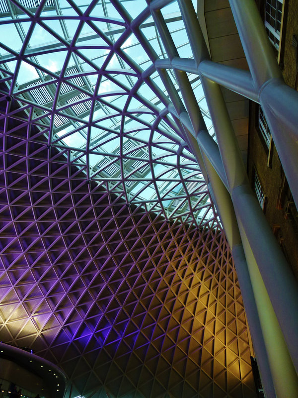 new concourse, king's cross station, london