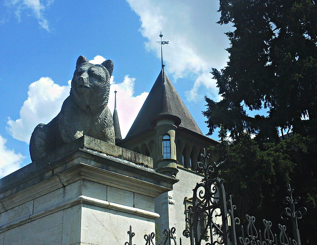 Le Chateau de la Belle et la Bete.