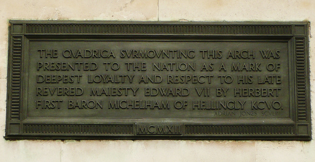 constitution arch, hyde park corner, london