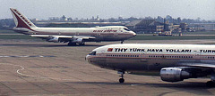 Boeing 747-237B VT-EBN (Air India)