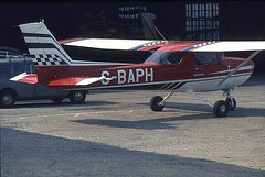 Reims Cessna FRA150L G-BAPH
