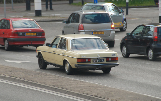 1979 Mercedes-Benz 250