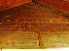 morston church,  norfolk royal arms on a wooden tympanum  with the date 1823 on them, but with the arms of the c18 georges, over the creed and decalogue