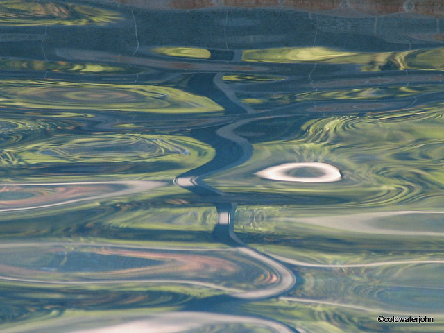 Breeze on the surface of the swimming pool - Bonita Springs