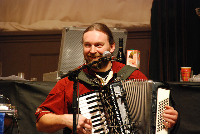 The whisky festival: folk music