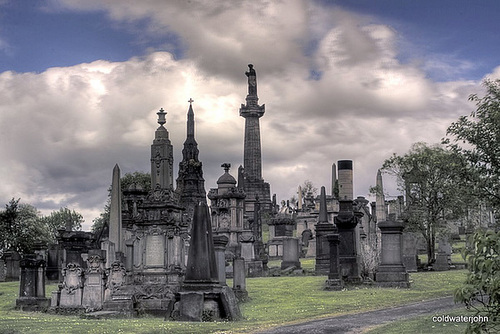 Necropolis view with the John Knox Monument, centre 4121888532 o