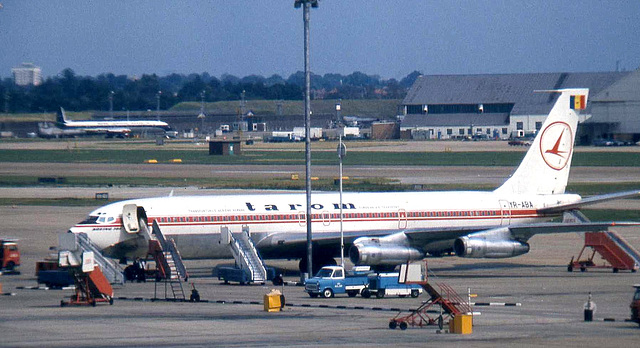 Boeing 707-3K1C YR-ABA (Tarom)