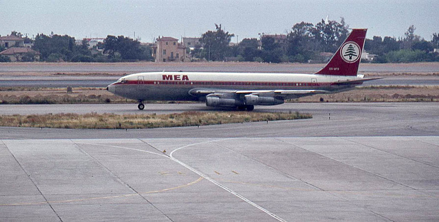 Boeing 720 OD-AFN (MEA)