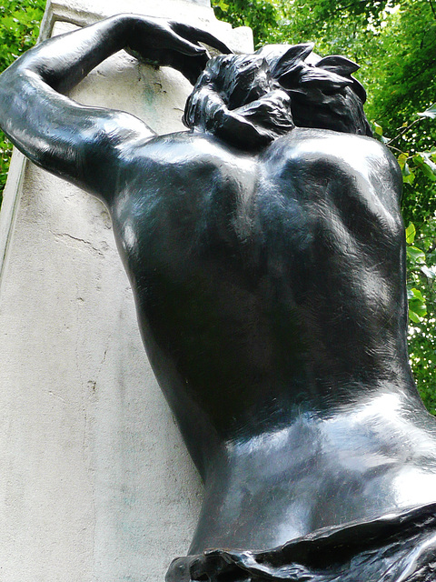 sir arthur sullivan memorial, embankment london