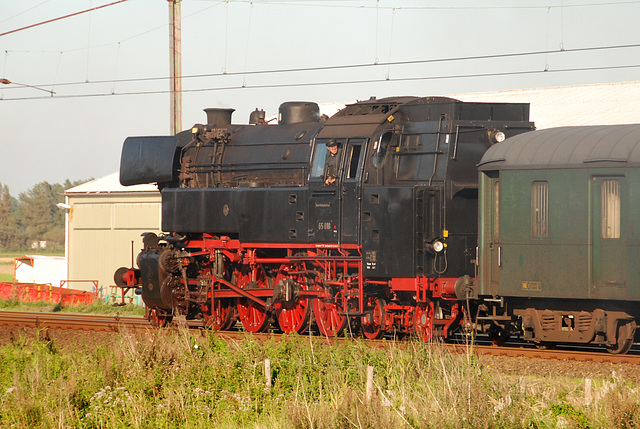 Celebration of the centenary of Haarlem Railway Station: Engine 65 018 running backwards