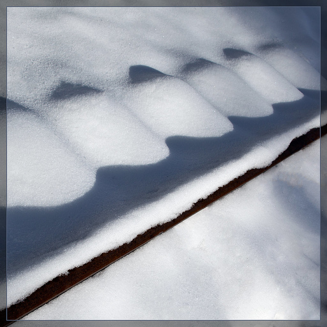 Waves in the Snow