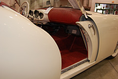 1954 Kaiser Darrin Pocket Door