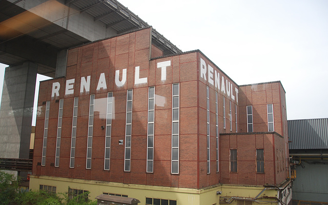 Train journey to London: Renault works at Brussels