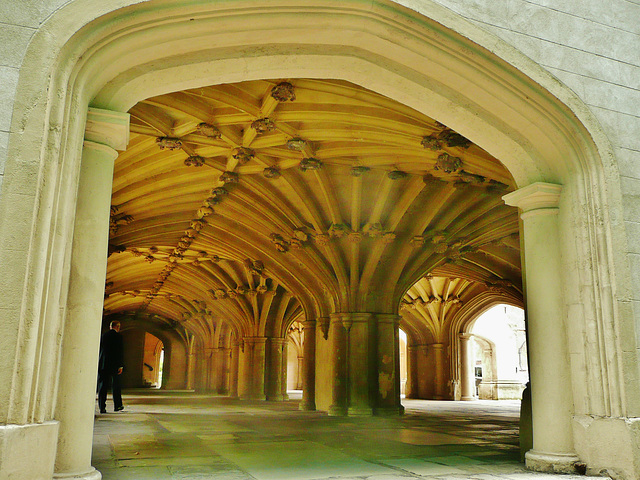 lincoln's inn chapel, london