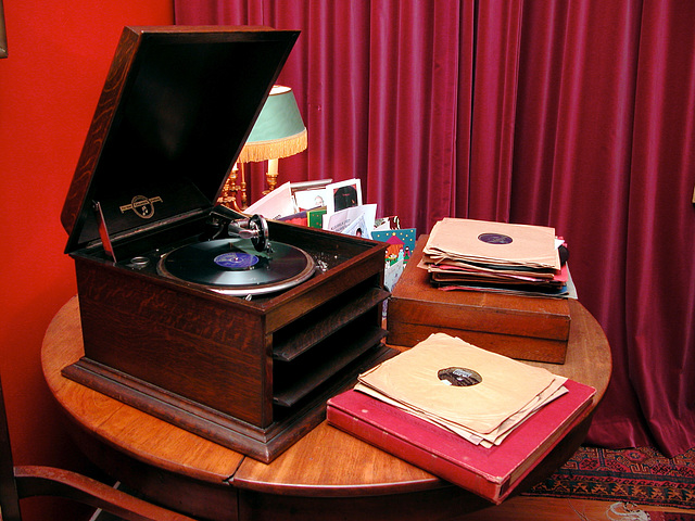 My friend's gramophone