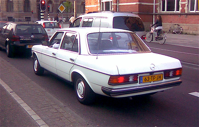 1981 Mercedes-Benz 230 E