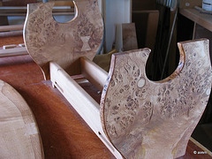 Burred oak table - support detail