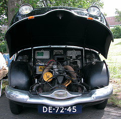 Oldtimer Day Ruinerwold: 1957 Panhard Z12