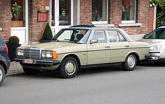 Mercedes-Benz 300 D