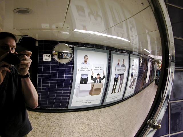 Double convex mirror at Bond Street