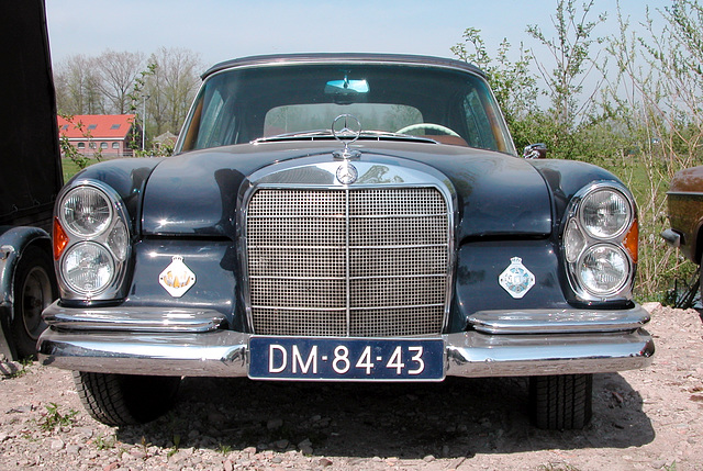 1966 Mercedes-Benz 250 SE