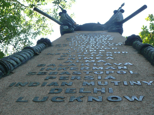 brompton cemetery, london,memorial to 2,625 chelsea pensioners buried here between 1855 and 1893