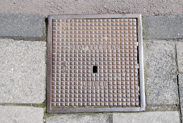 Sewer cover of the Kon. Nederlandse Grofsmederij
