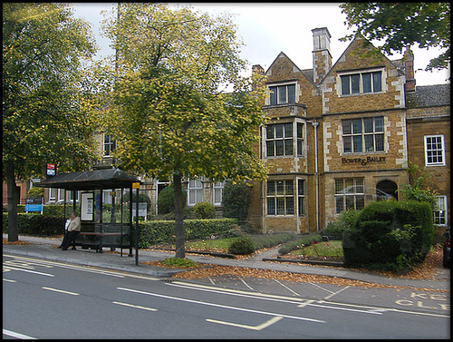 Banbury bus shelter