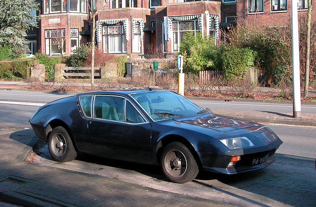 One year of digital photography: 1977 Alpine-Renault A 310 V6