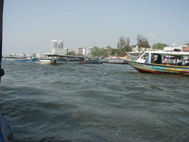 Bangkok - longtail boat trip through canals