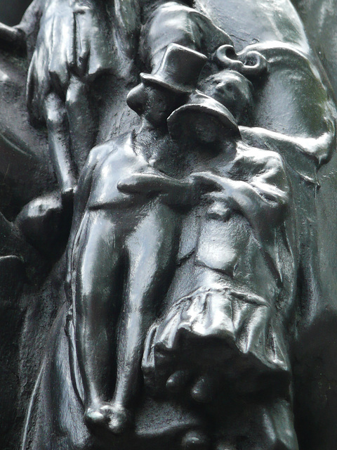 gilbert monument, detail of comedia's puppets, london