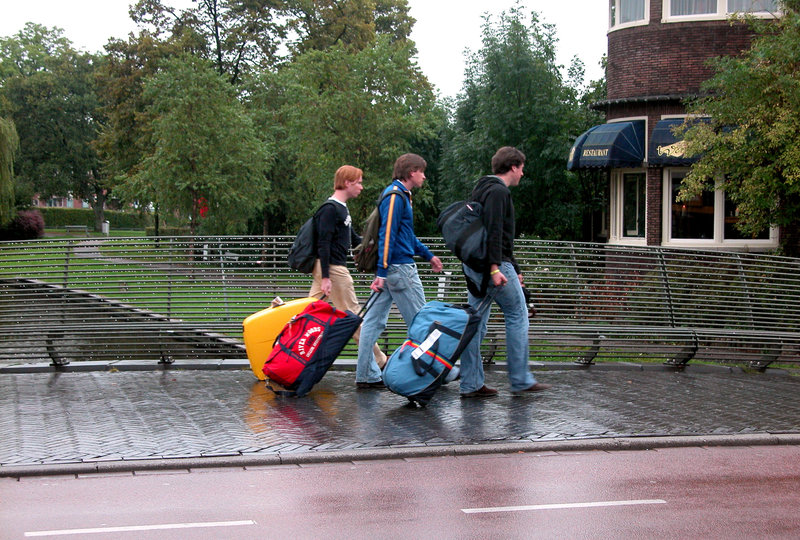 Students returning to Leiden