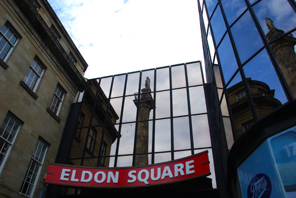 Grey's monument reflected