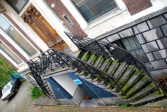 Groningen: Stairs and Mercedes