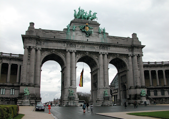 Arch to celebrate the independence of Belgium