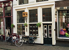 Oldest shop in the Netherlands