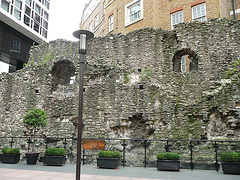 city wall, coopers row, london