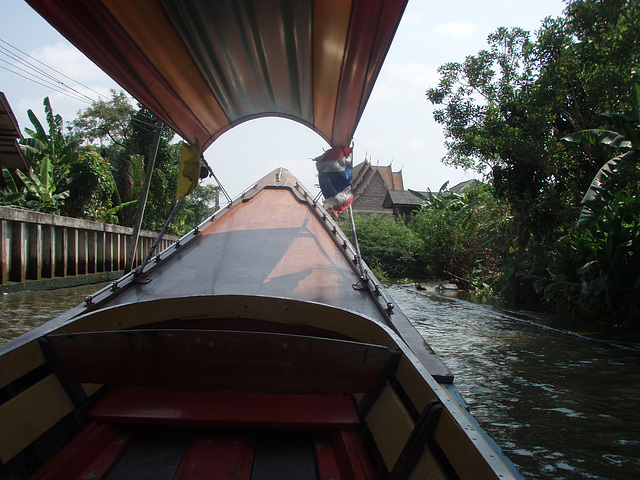 Bangkok - longtail boat trip through canals