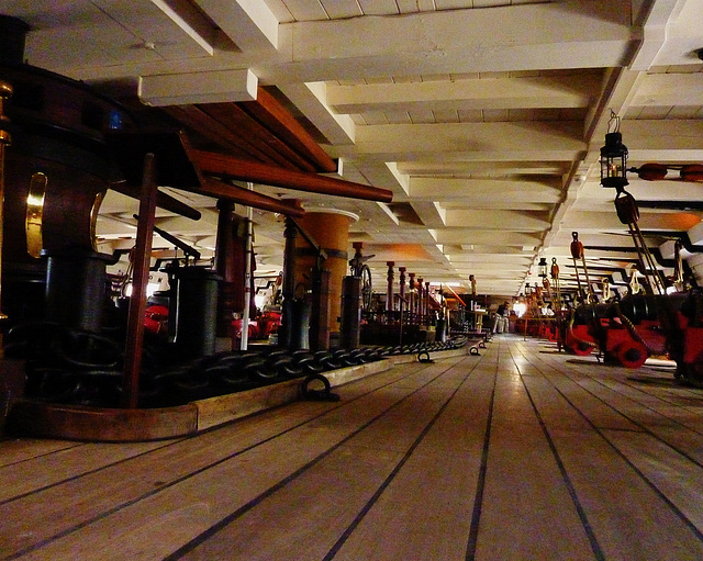 Fragata D.Fernando - The gun deck