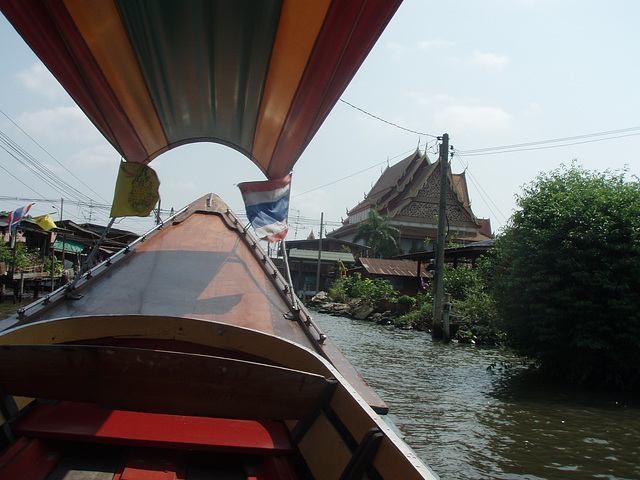 Bangkok - longtail boat trip through canals