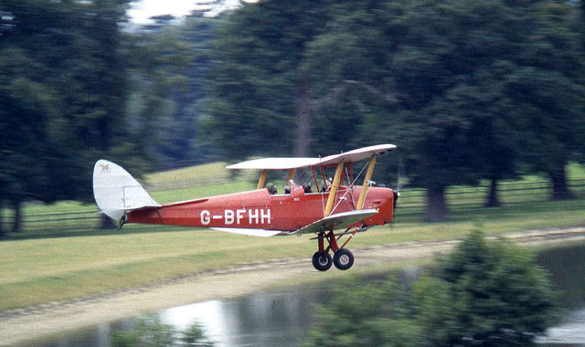 Tiger Moth G-BFHH