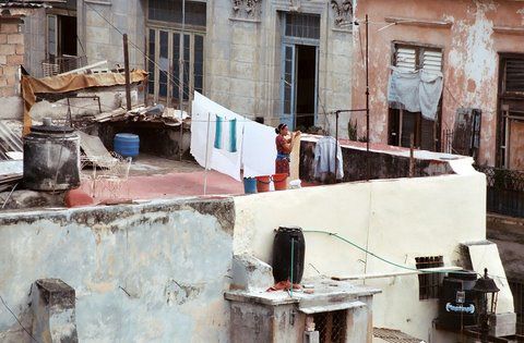 Washing Day in Havana